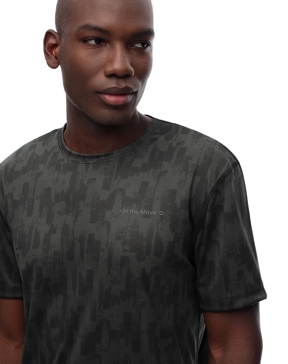 Camiseta deportiva control humedad estampada hombre - Image 4