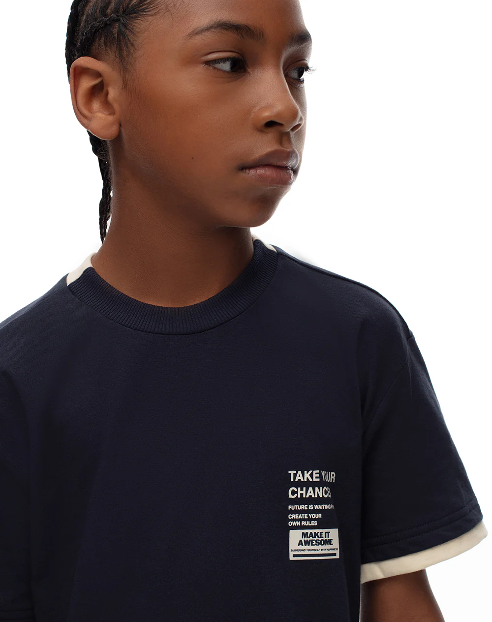 Camiseta regular algodón azul estampada niño - Image 4