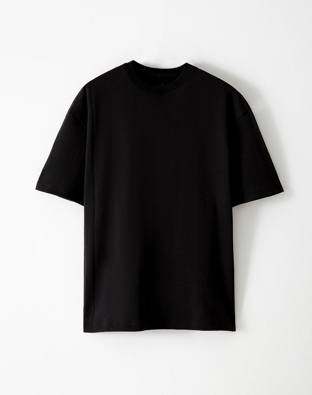 Camiseta regular negra hombre - Image 5