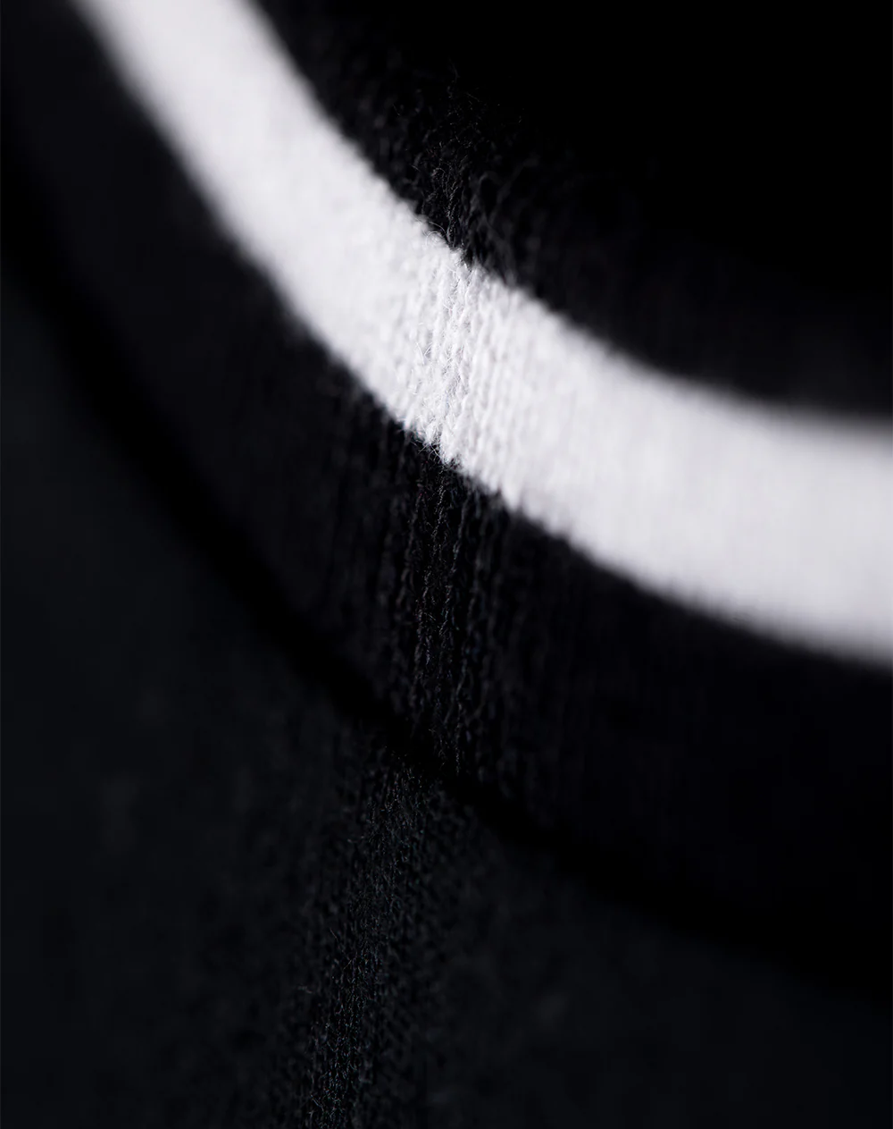 Camiseta regular algodón jersey negra hombre - Image 6