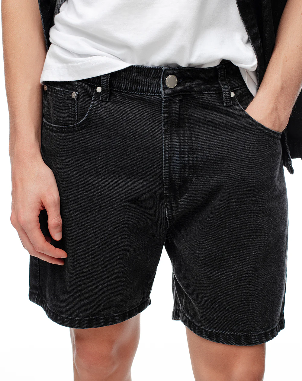Bermuda denim regular negra hombre - Image 4