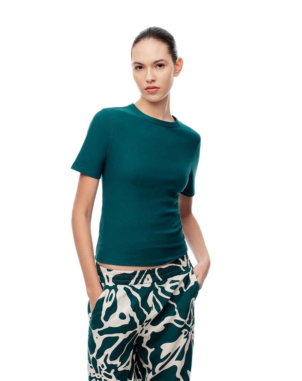 Camiseta slim rib algodón verde mujer - Image 3