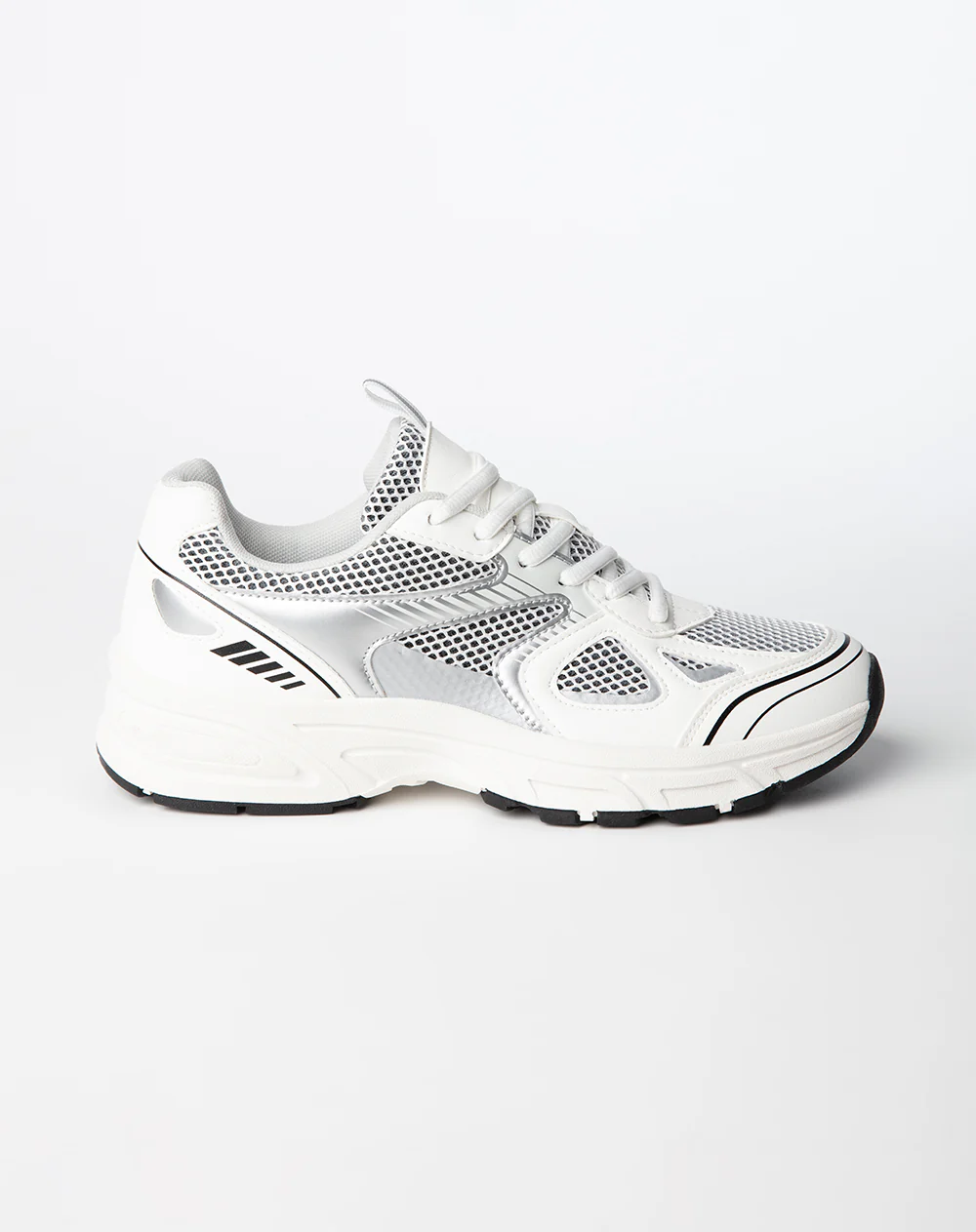Tenis retro tipo runner blancos mujer - Image 3