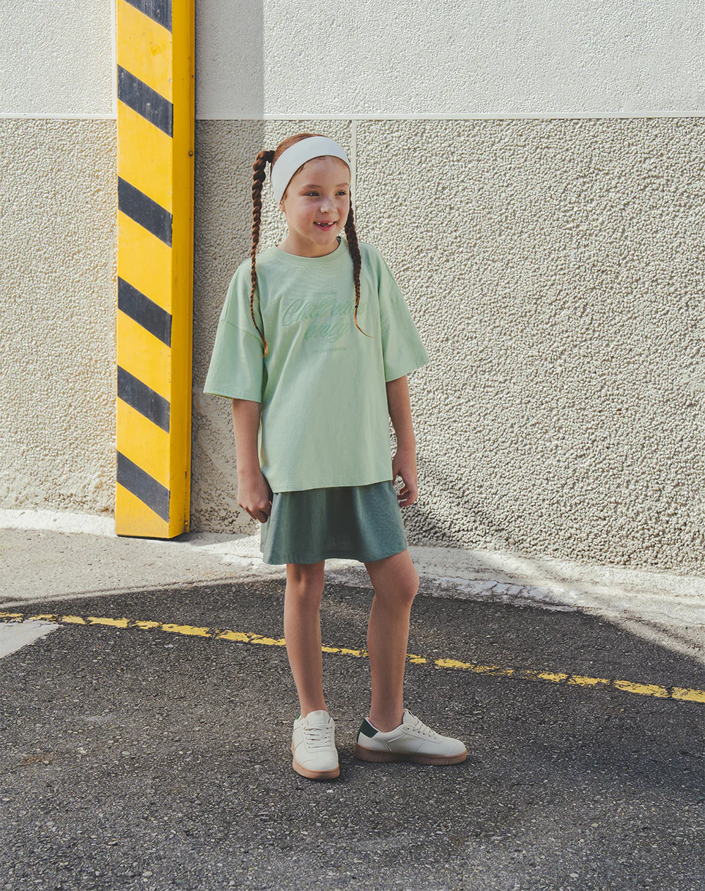 Camiseta oversize algodón verde estampada niña