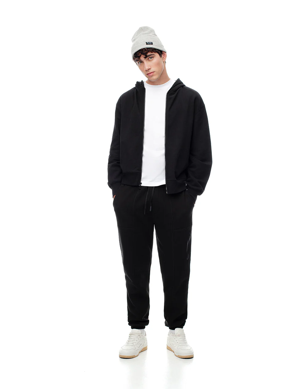 Jogger regular negro hombre