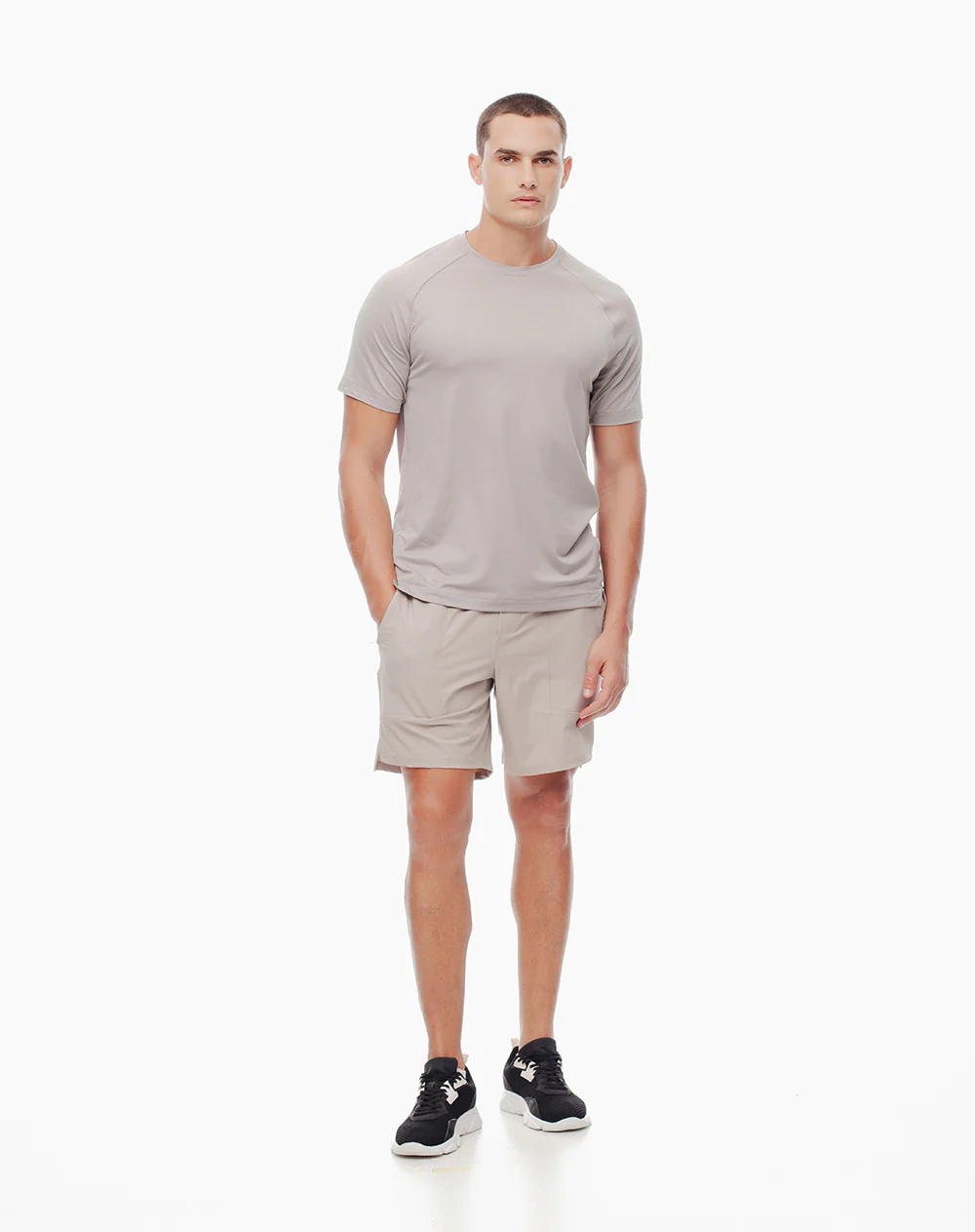 Pantaloneta deportiva secado rápido taupe hombre - Image 5