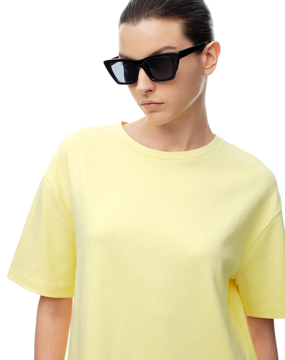 Camiseta oversize amarilla mujer - Image 4