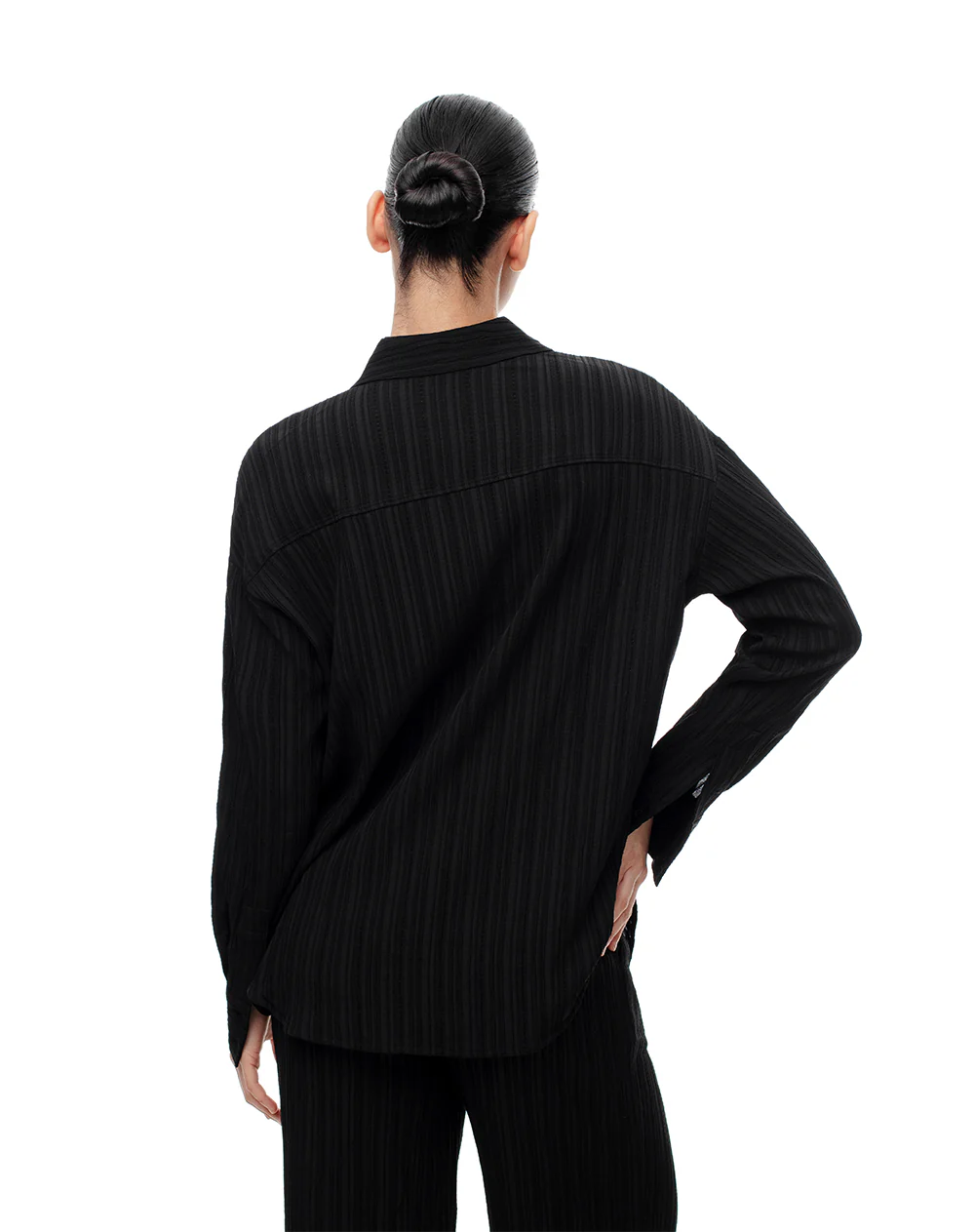 Camisa manga larga oversize negra mujer - Image 3