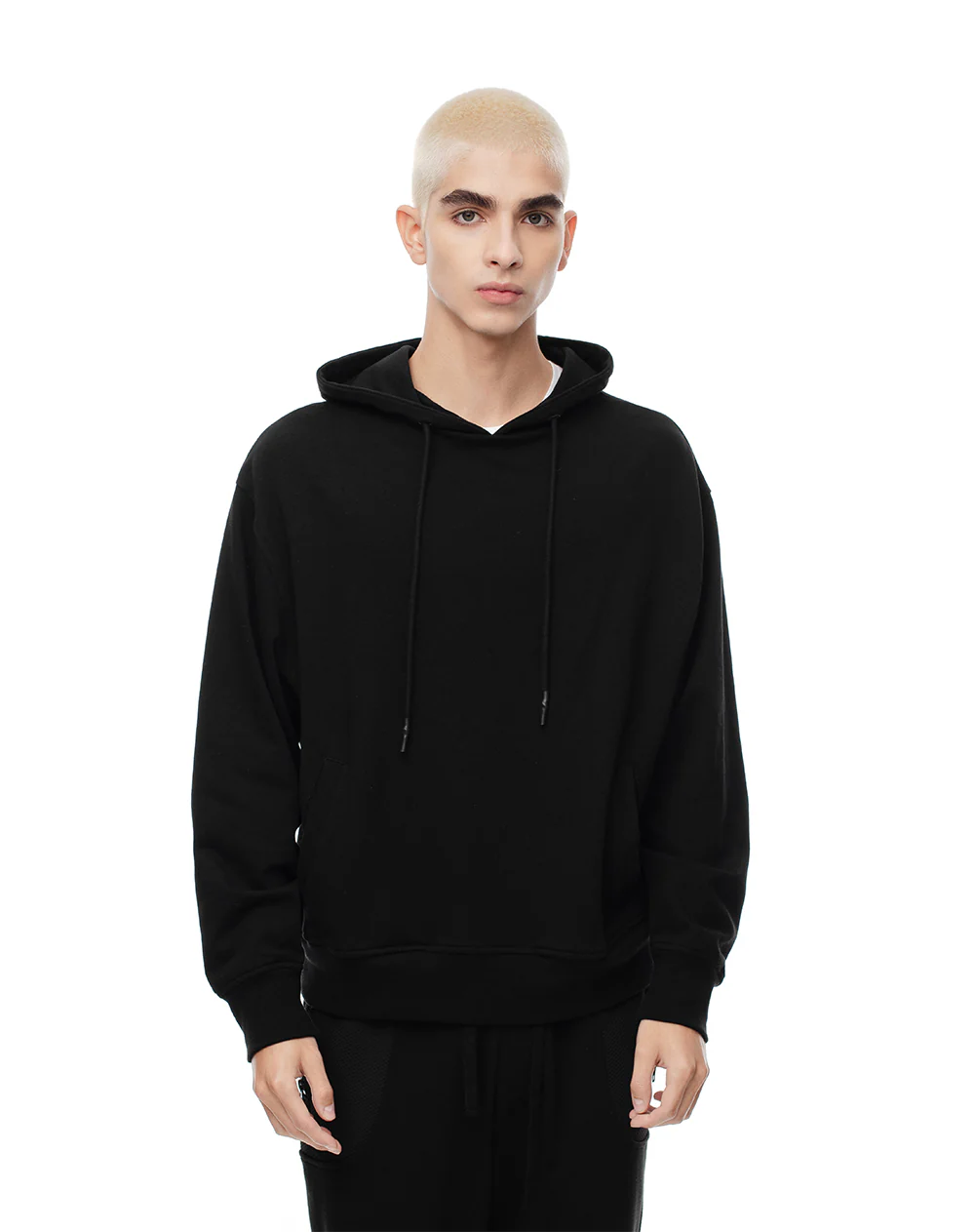 Buzo relax tipo hoddie algodón negro hombre - Image 2
