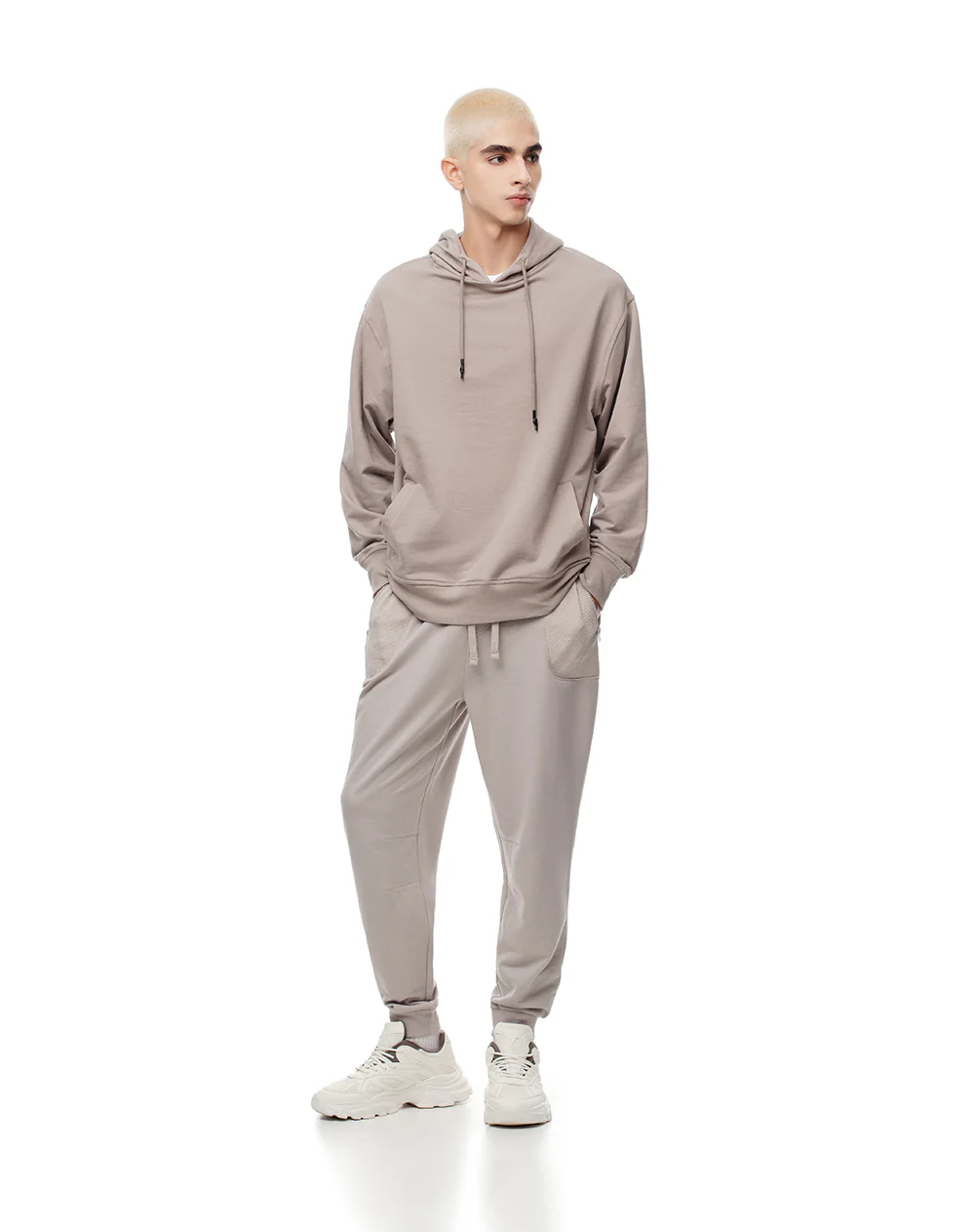 Buzo relax tipo hoddie algodón taupe hombre - Image 5