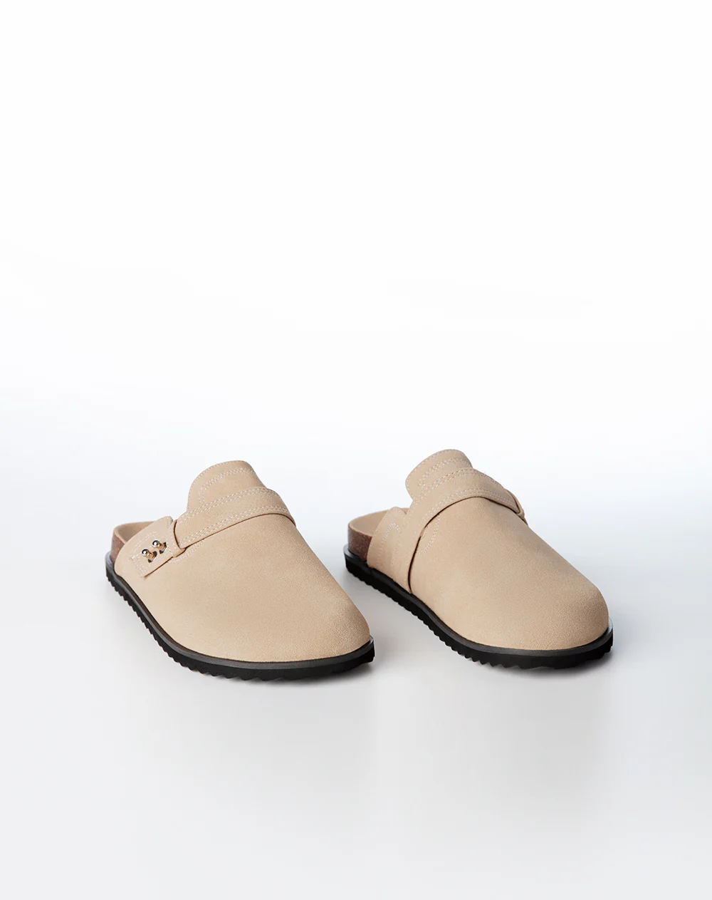 Zuecos tipo clog gamuzado café infantil unisex