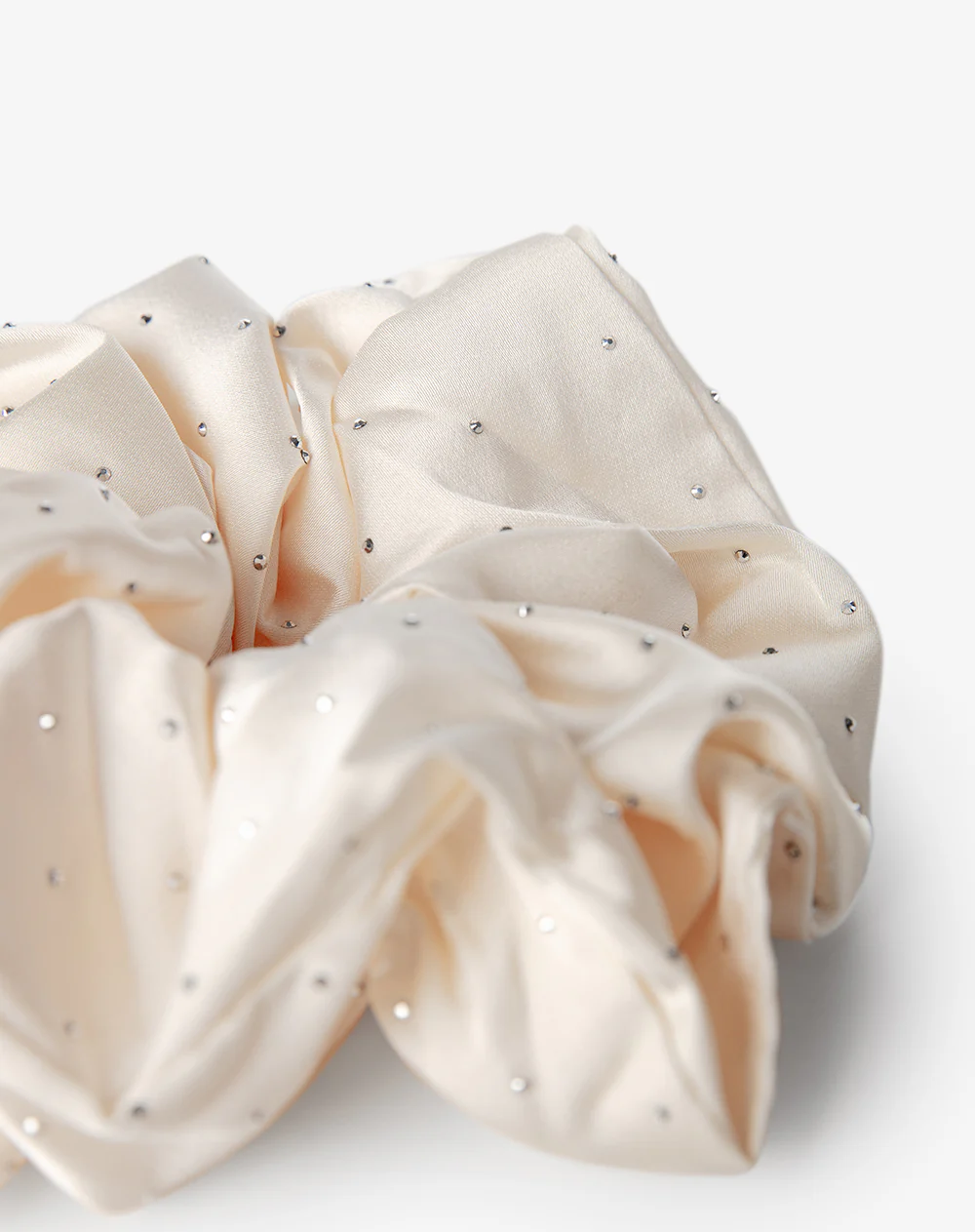 Scrunchie para el cabello beige - Image 2