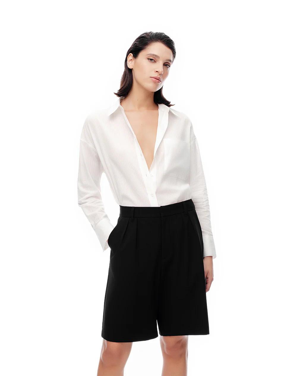 Bermuda regular tiro alto negra mujer