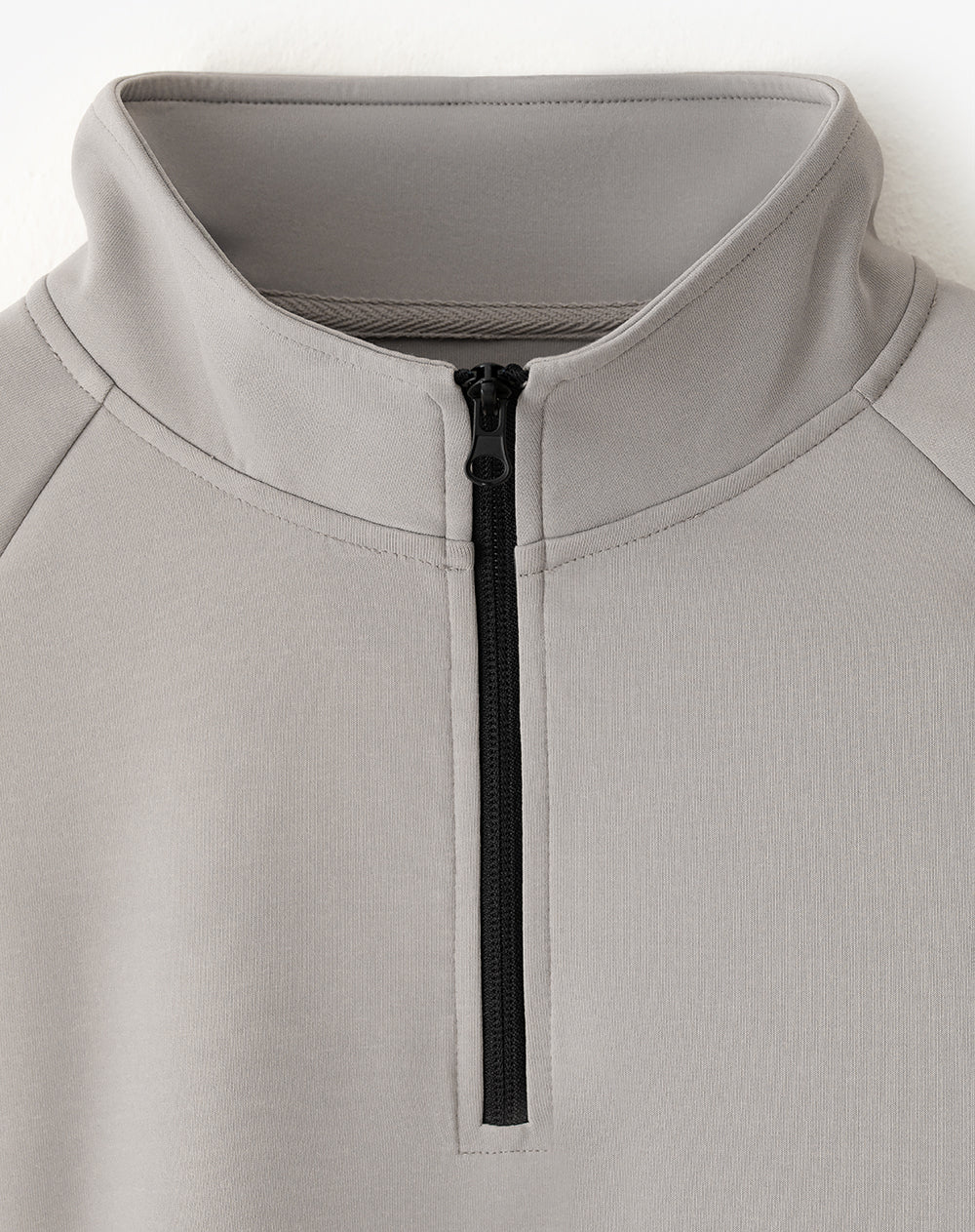 Buzo relax tacto suave taupe hombre - Image 7