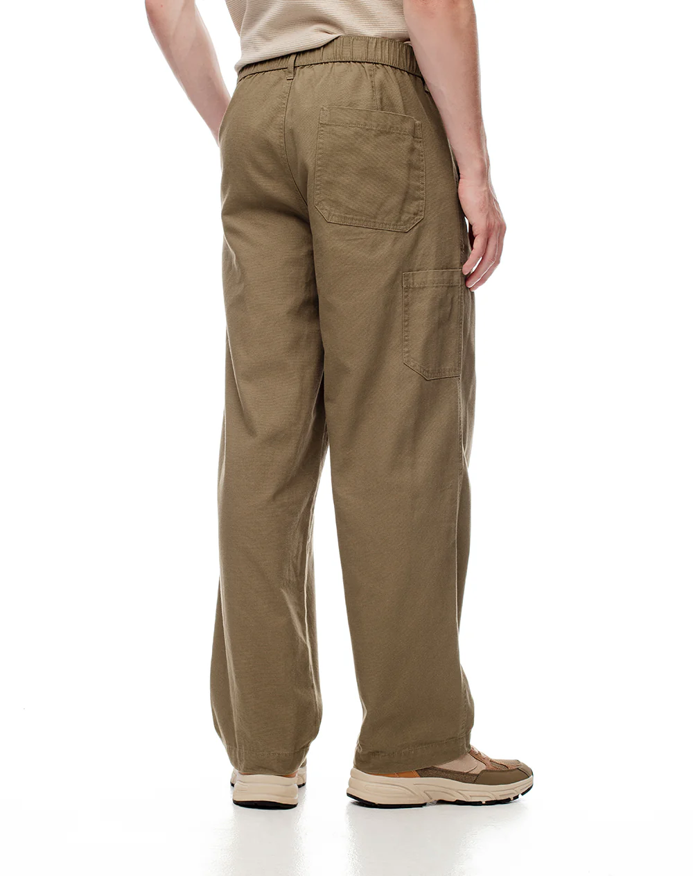 Pantalón recto liviano habano hombre - Image 3