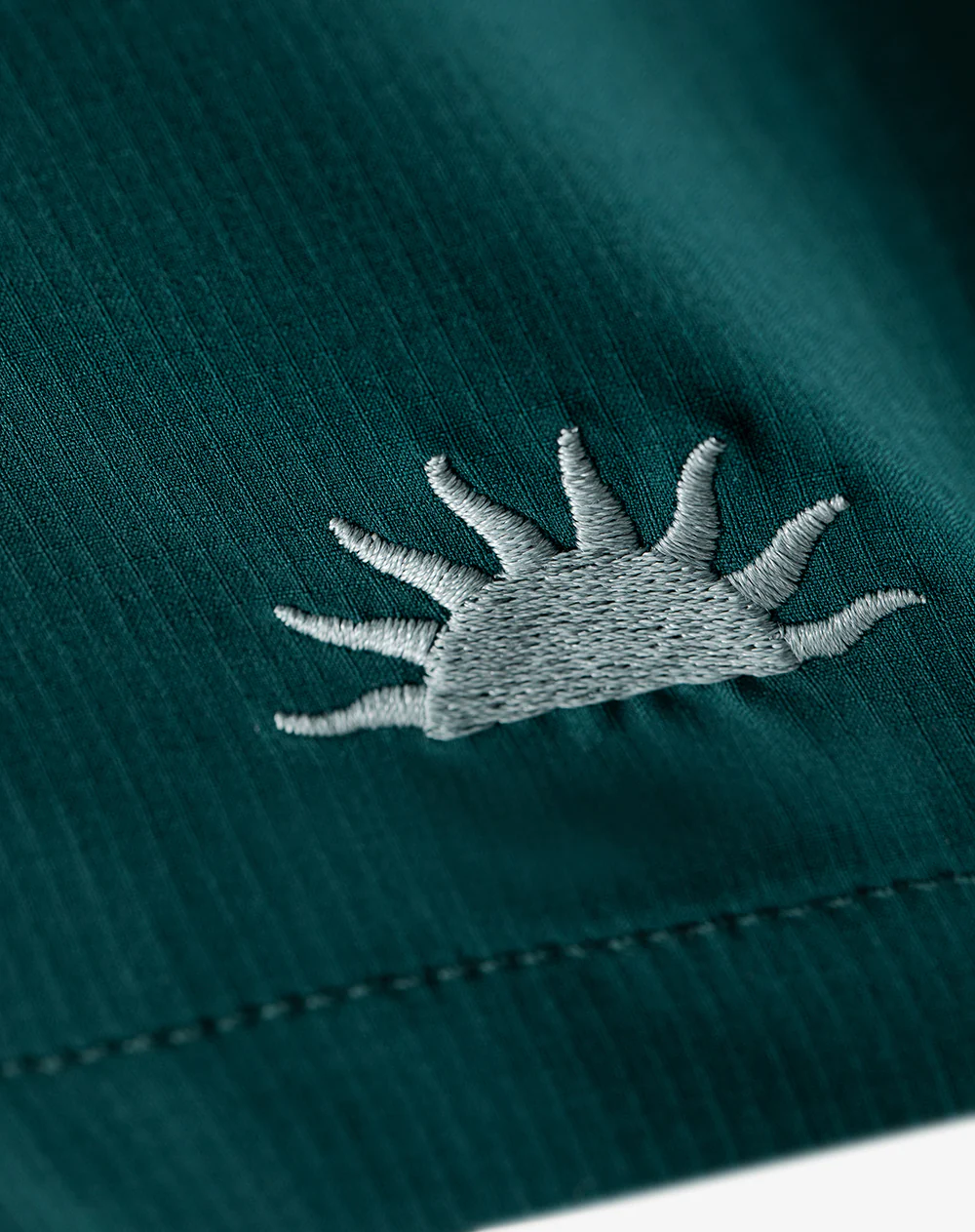 Pantaloneta de baño verde hombre - Image 8