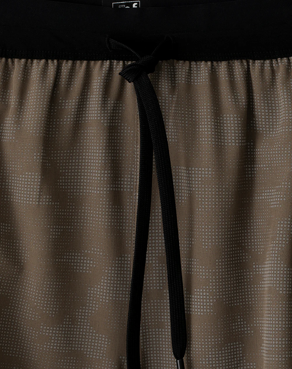 Pantaloneta deportiva malla interna café hombre - Image 9