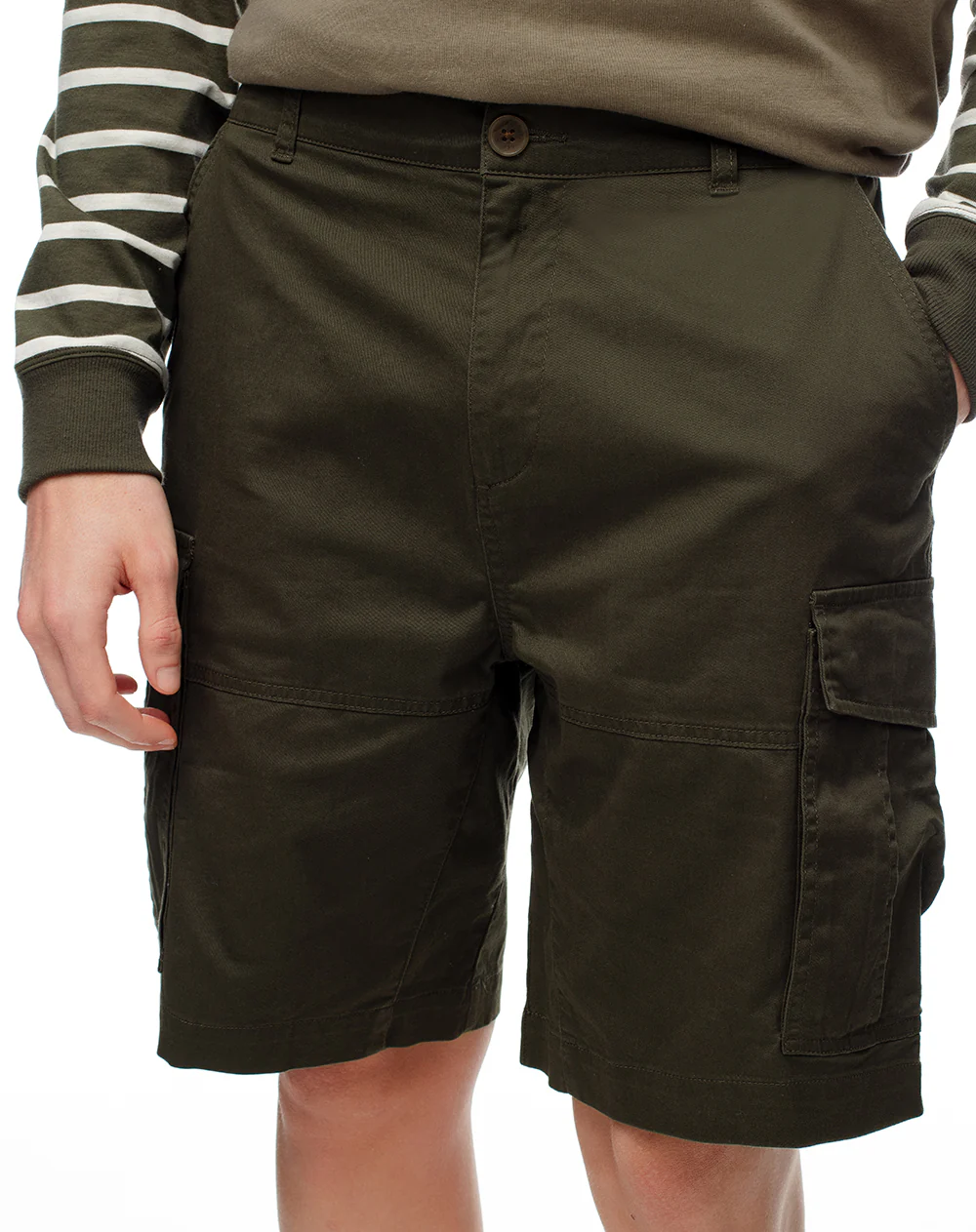Bermuda tipo cargo verde hombre - Image 3