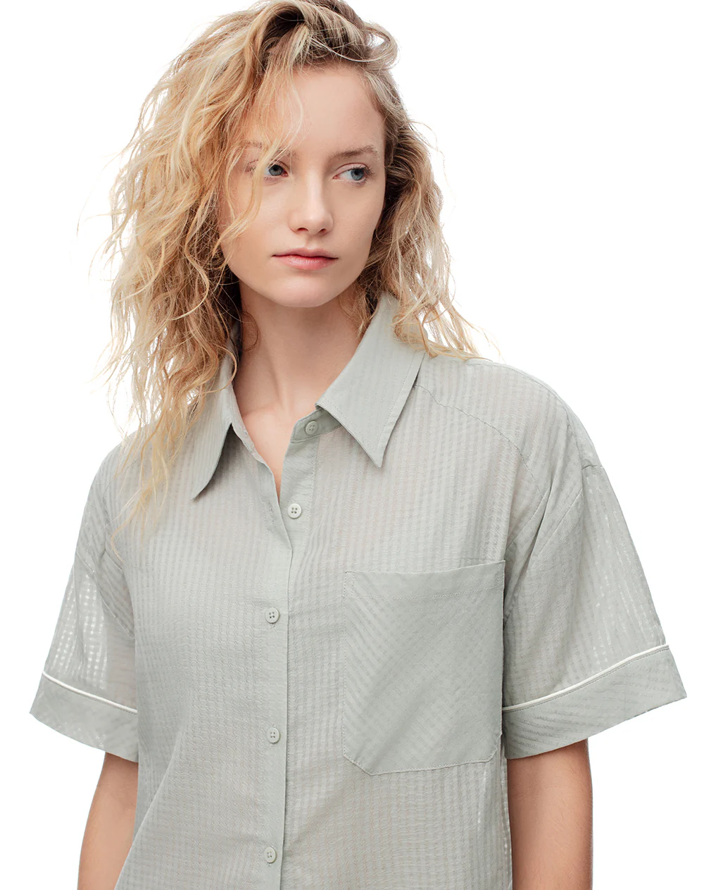Camisa relaxed manga larga verde mujer - Image 3