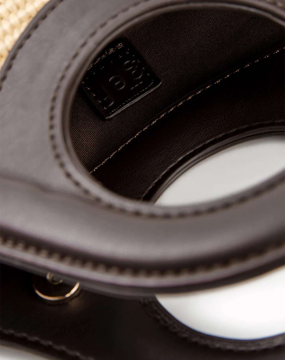 Bolso con cuerpo tejido café mujer - Image 6