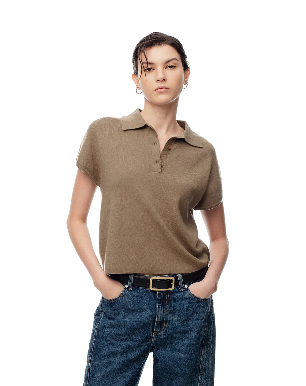 Polo regular tejido de punto café mujer - Image 6