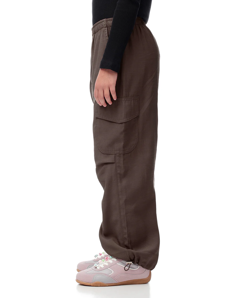 Jogger cargo tiro medio café niña - Image 6