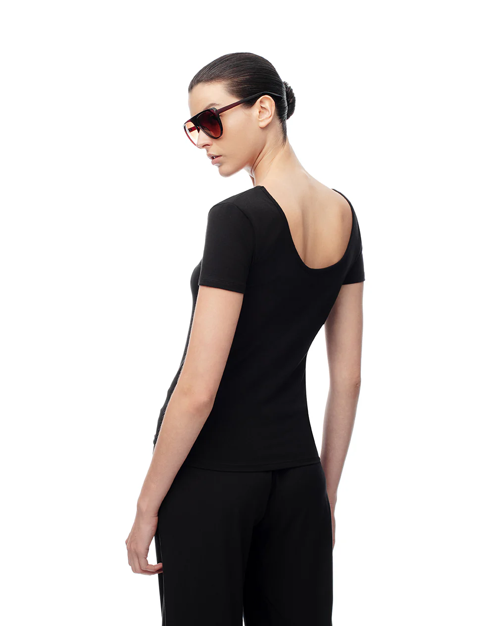 Camiseta regular uso 2 en 1 negra mujer - Image 2