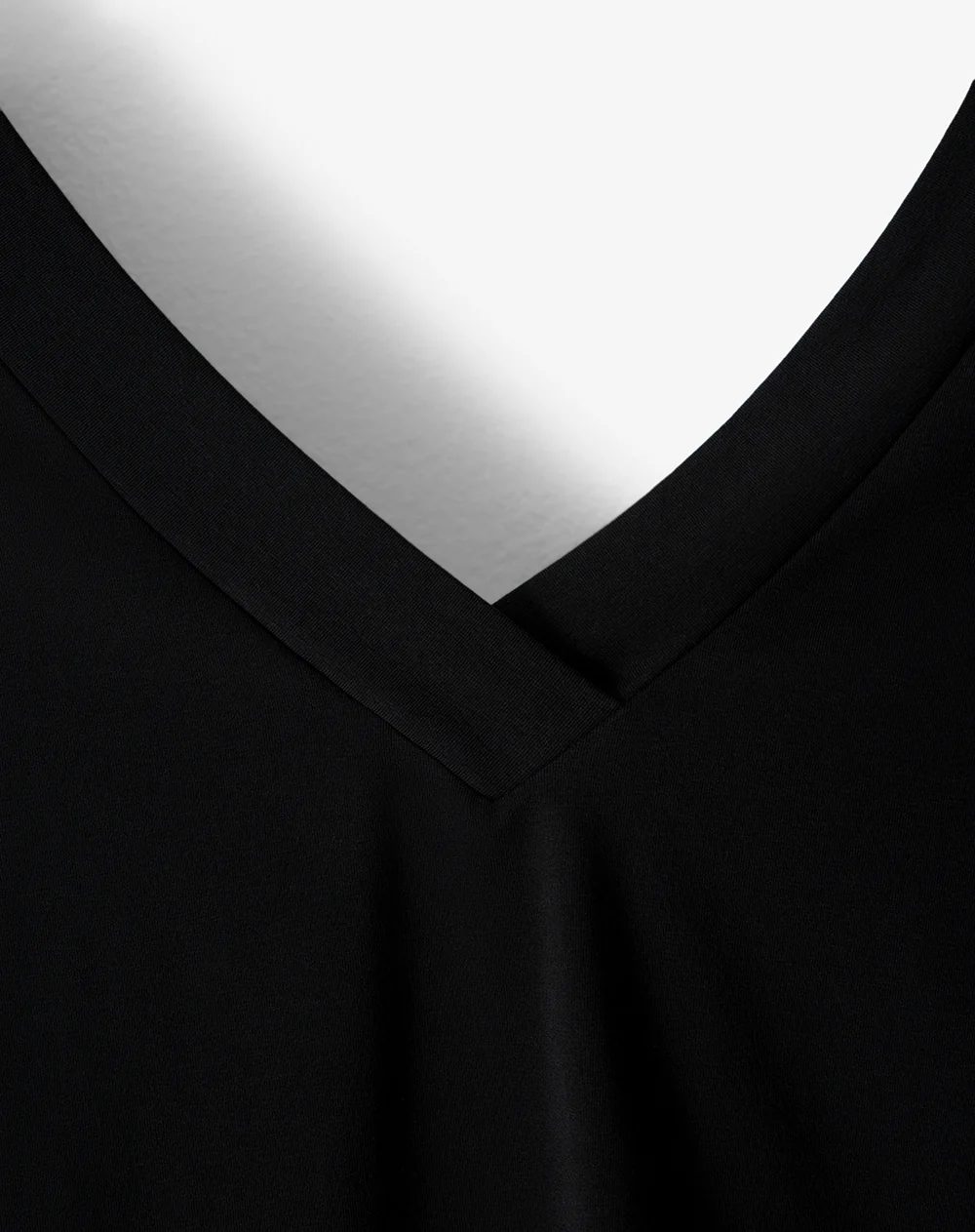 Camiseta regular uso 2 en 1 negra mujer - Image 9