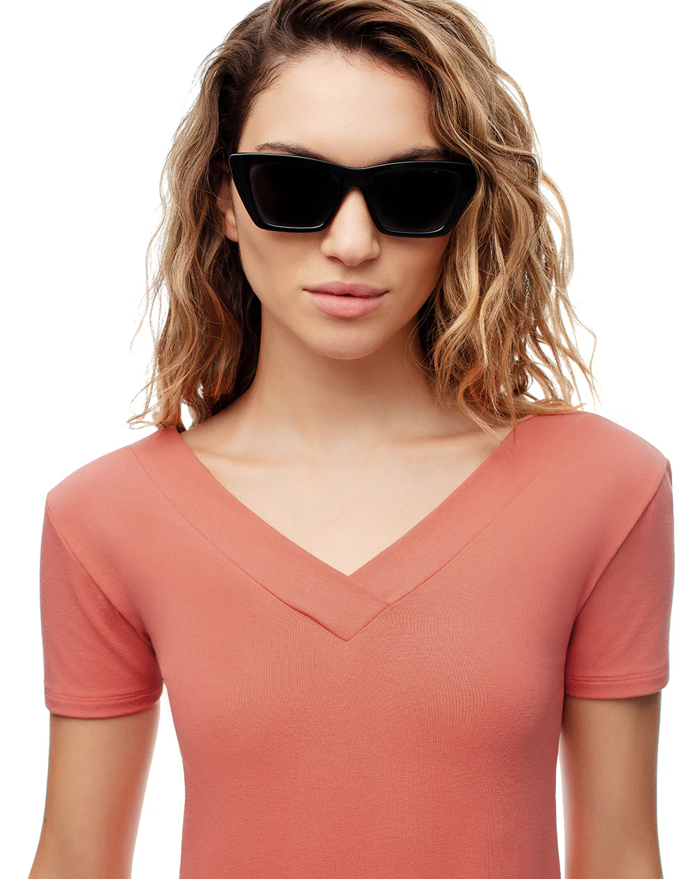 Camiseta regular uso 2 en 1 coral mujer - Image 3