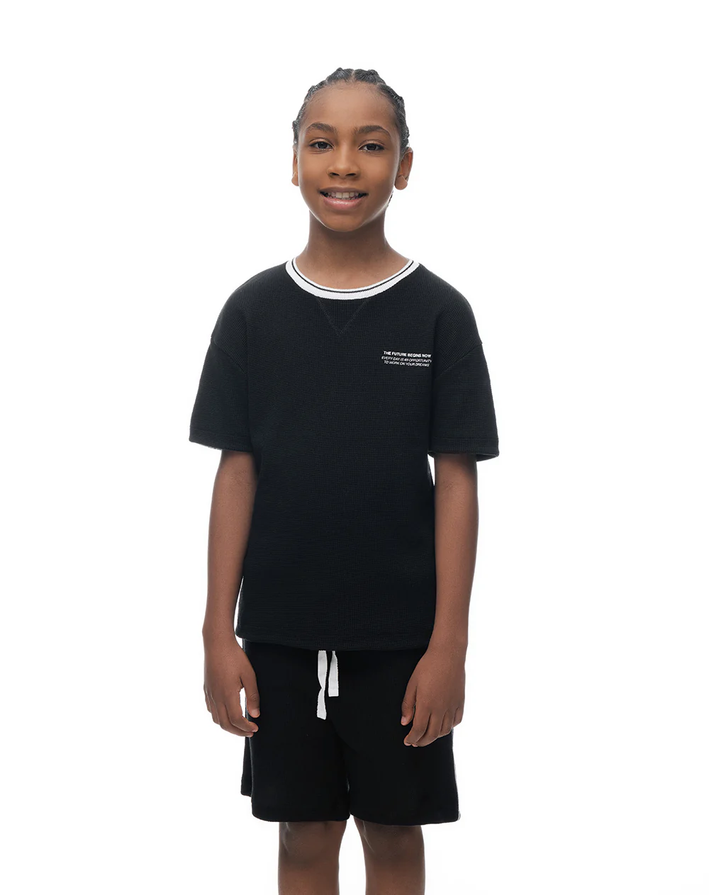 Camiseta regular fit manga corta negra