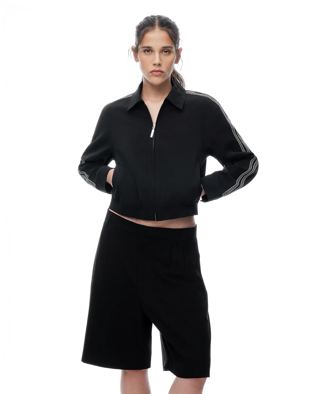 Chaqueta regular negra mujer - Image 3