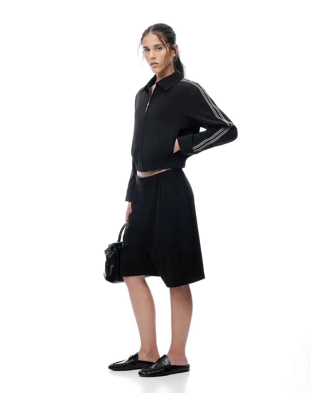 Chaqueta regular negra mujer - Image 5