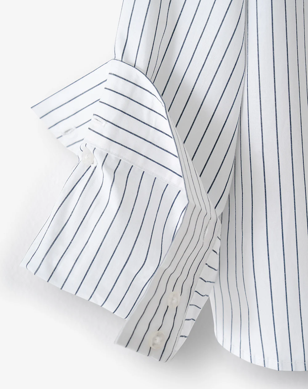 Camisa manga larga oversize blanca rayas mujer - Image 10