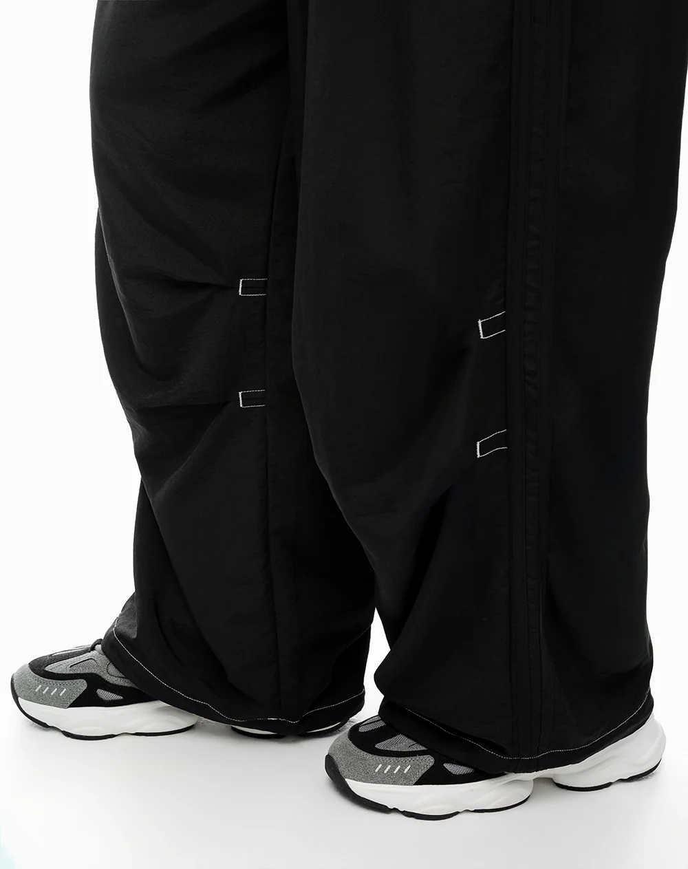 Pantalón loose tiro medio negro hombre - Image 5
