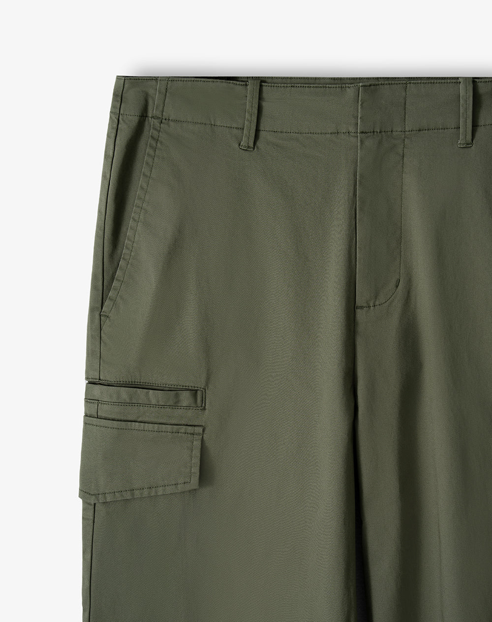 Pantalón tipo chino regular tiro medio verde oliva hombre - Image 8