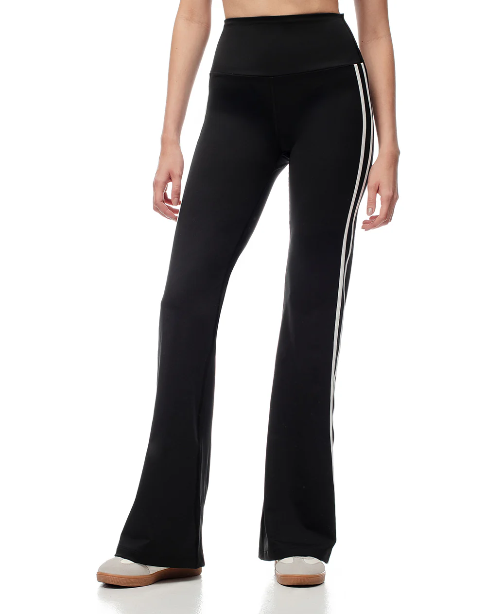 Pantalón deportivo flare tiro alto negro mujer - Image 5