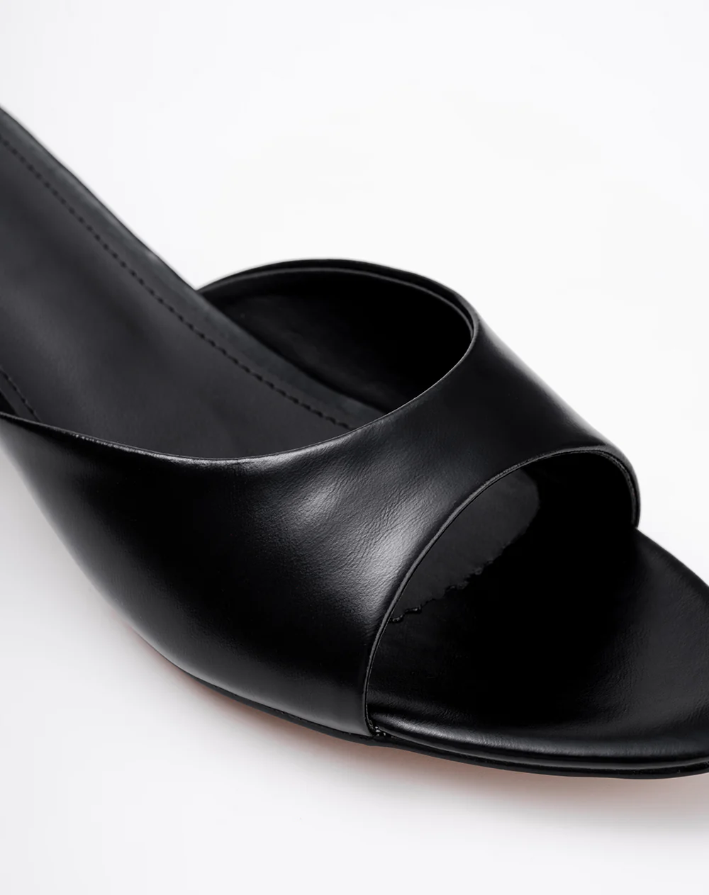 Sandalias mule de tacón bajo negro mujer - Image 6