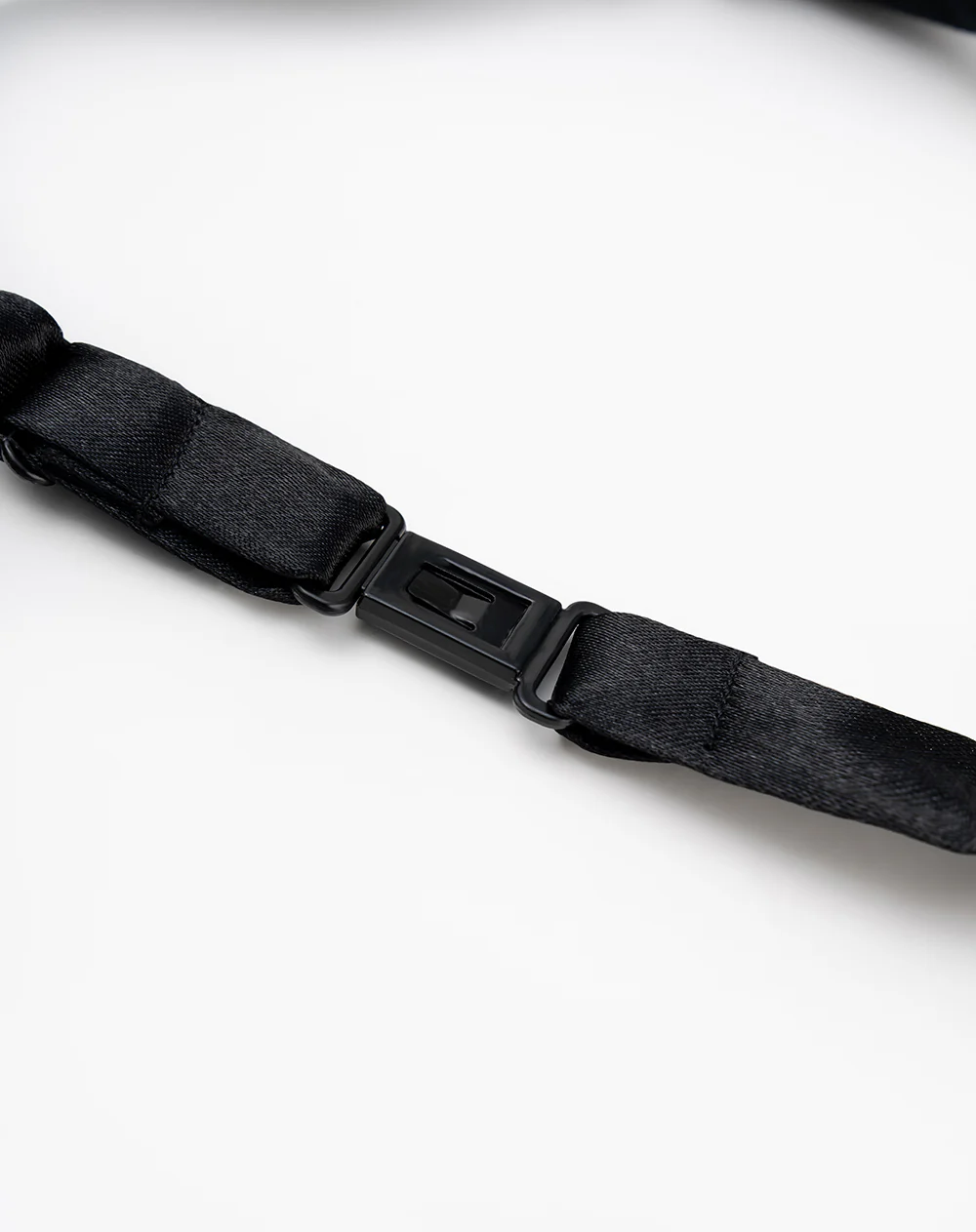 Corbata con apliques negra - Image 4
