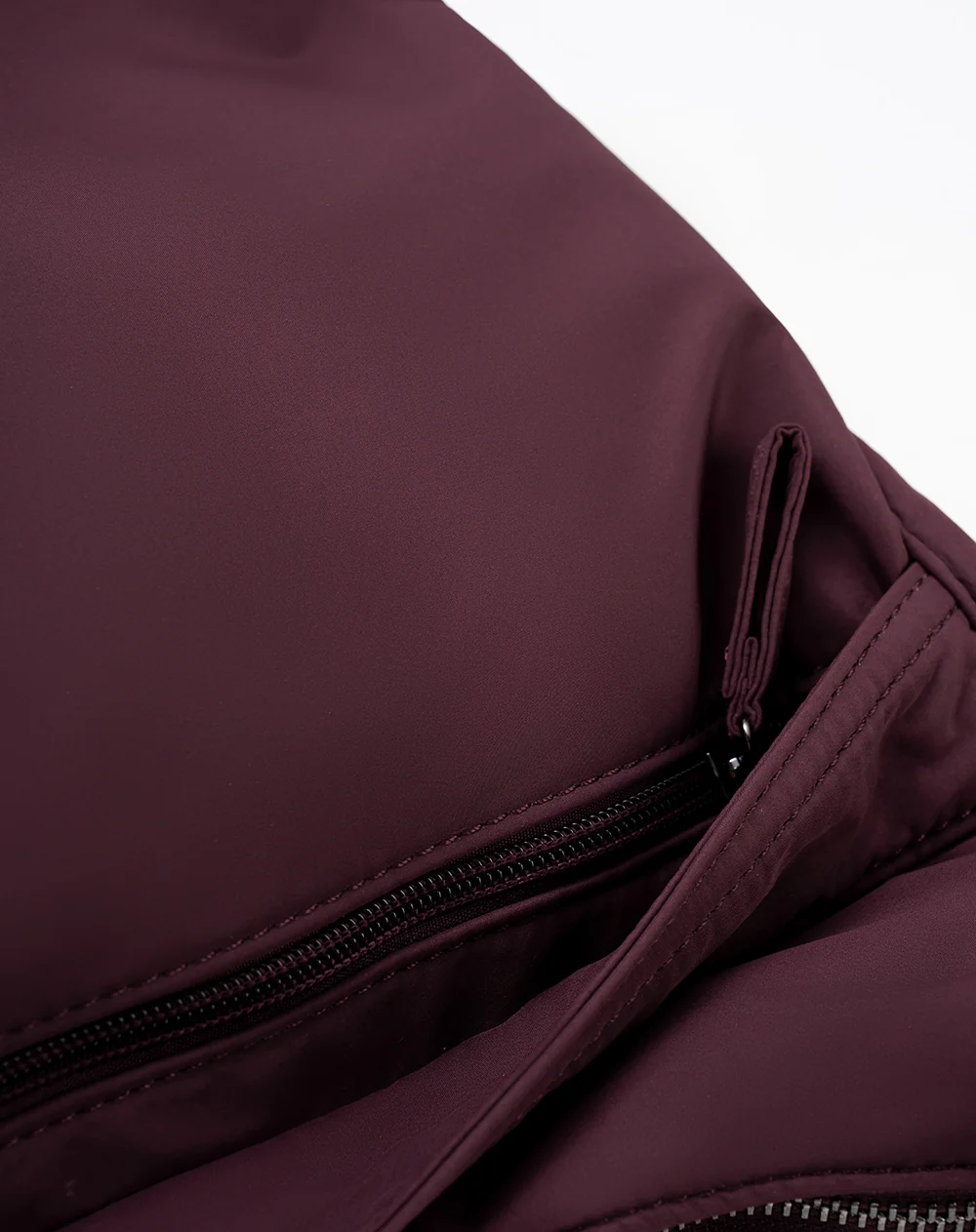 Bolso casual vinotinto - Image 6