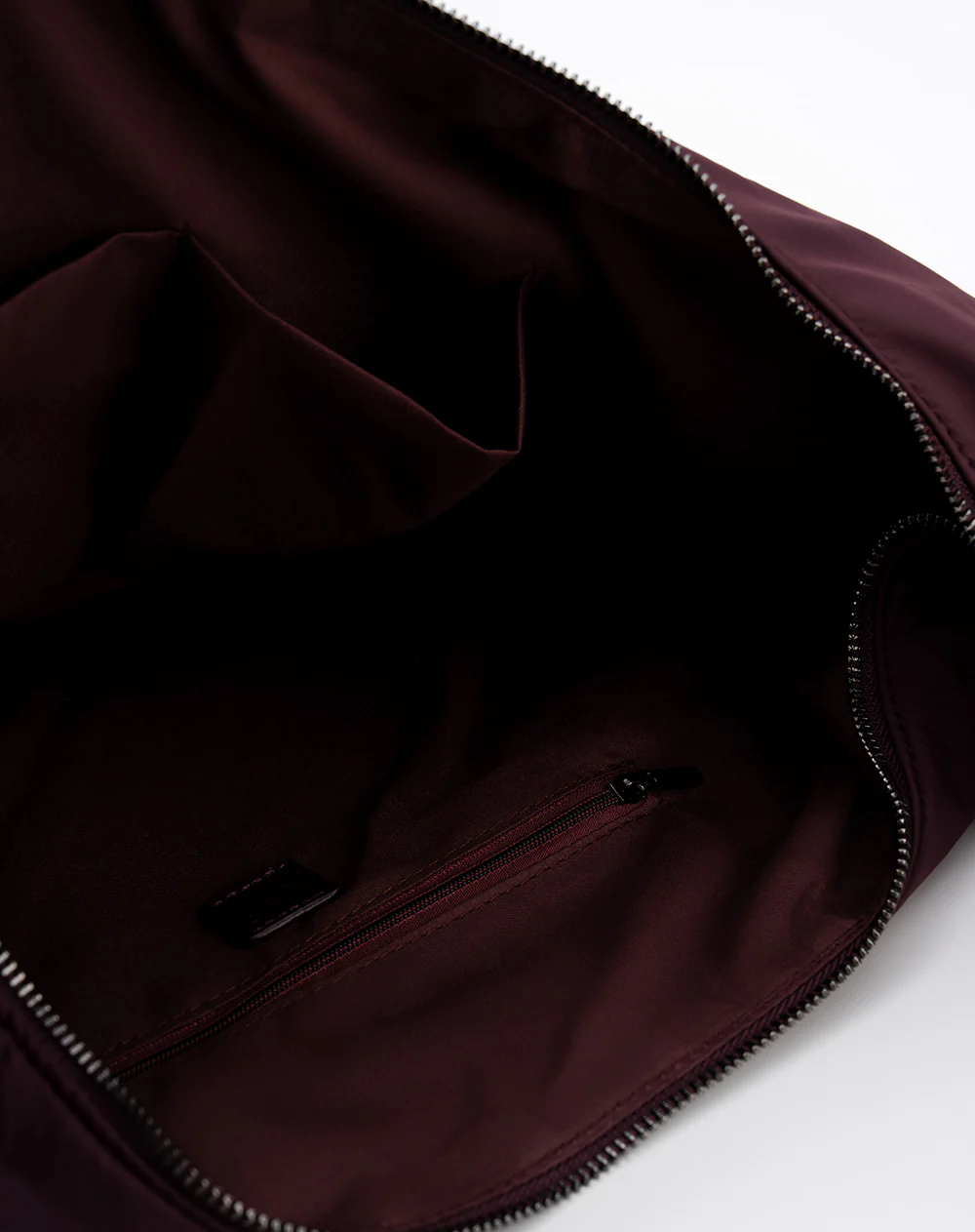 Bolso casual vinotinto - Image 7