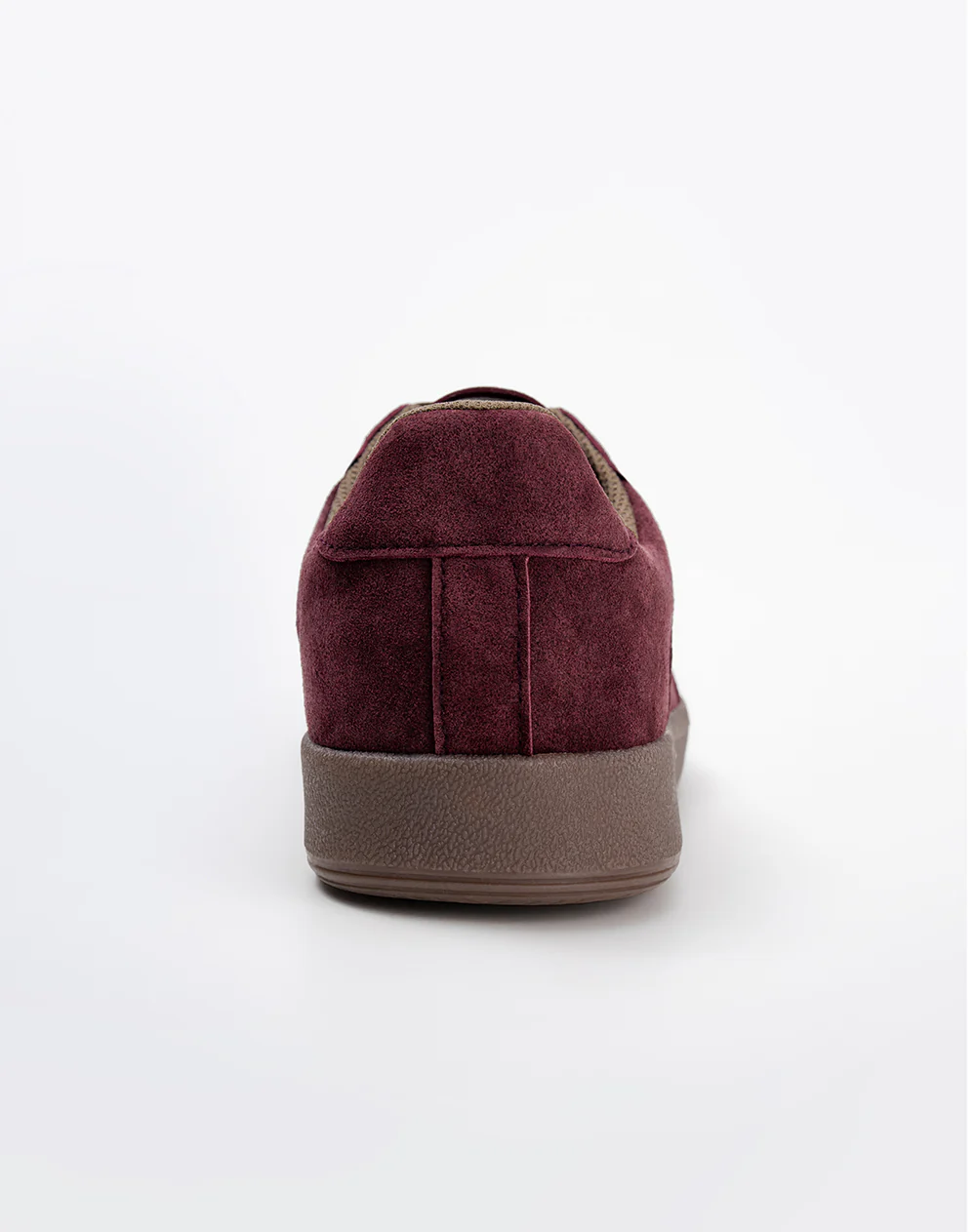Tenis casuales tipo gamuza vinotinto hombre - Image 5